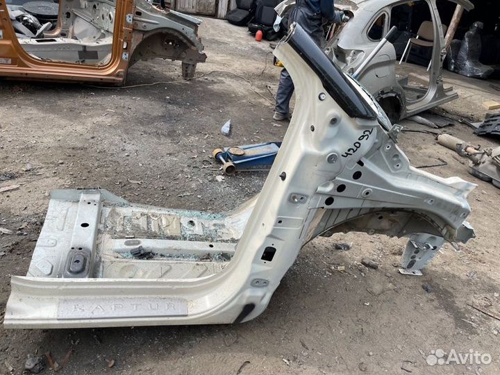 Четверть передняя правая Renault Kaptur