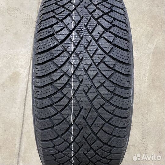 Nokian Tyres Hakkapeliitta R5 215/55 R17 98R