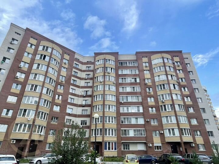 2-к. квартира, 57 м², 2/9 эт.