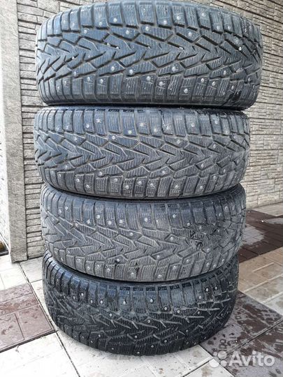 Nokian Tyres Nordman 7 SUV 215/60 R17