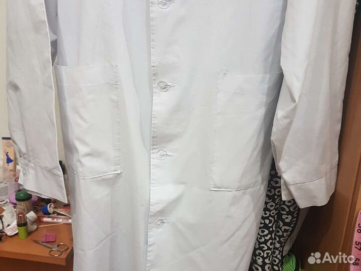 Белый халат classic 46