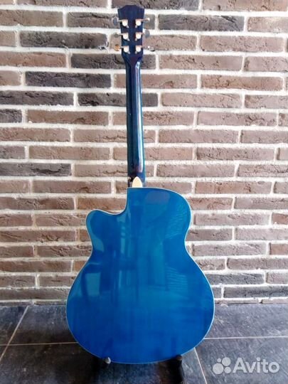 Гитара акустика