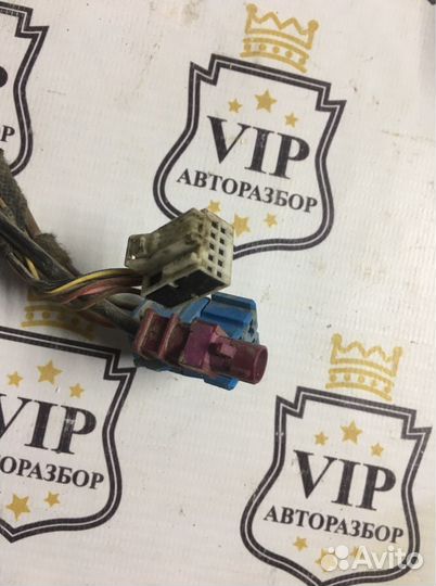 Проводка двери передняя правая Mercedes-Benz