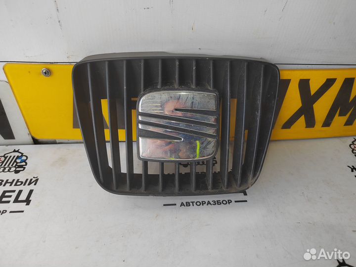 Решетка радиатора Seat Ibiza 2