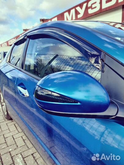 Указатели поворота Honda Civic 8 5d