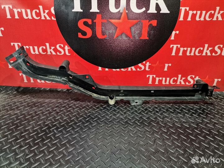 Кожух проводки шасси правый Daf XF106