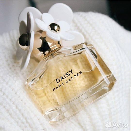 Marc Jacobs Daisy