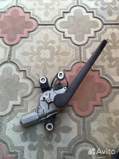 Моторчик заднего дворника volkswagen golf 6