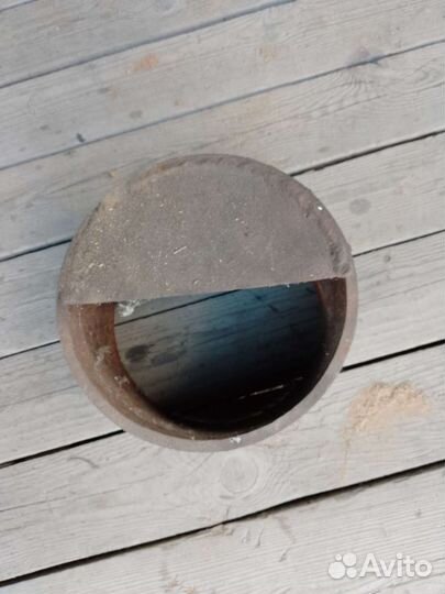 Ограничитель замка на калитке грража