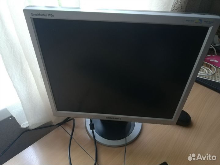 Монитор samsung syncmaster 710n
