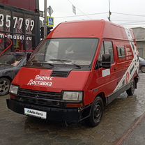 Renault Trafic 2.5 MT, 1990, 260 000 км, с пробегом, цена 300 000 руб.