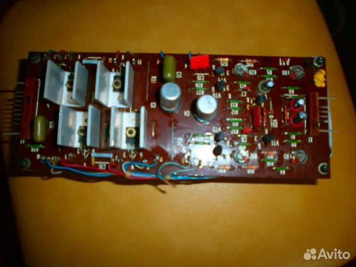 Унч Сатурн стерео