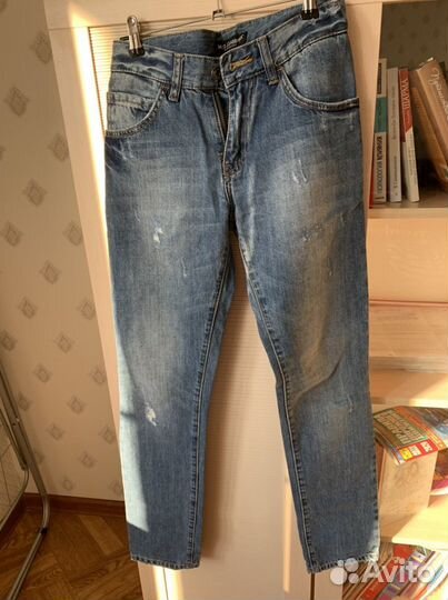 Джинсы