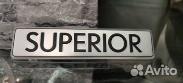 Lexus LX570 / LX450d Шильдик superior L6NM1