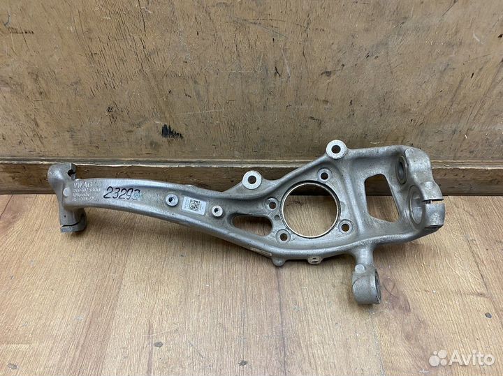 Кулак поворотный передний правый Audi A6 C8 2018+