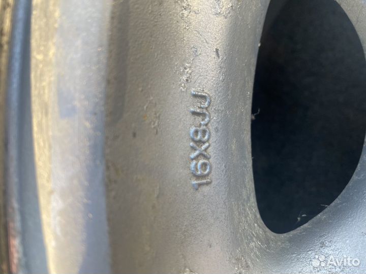 Оригинальные диски Toyota c резиной Nokian 10 lt