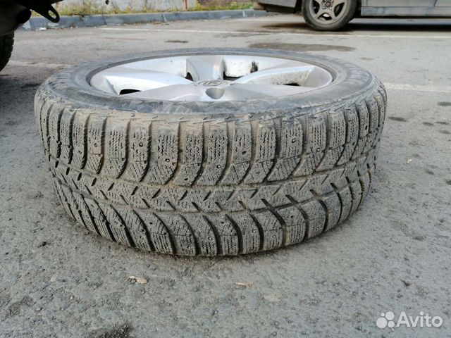 Bridgestone Blizzak Revo1 235/55 R18