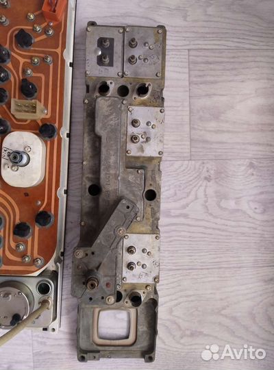 Панель приборов газ 24