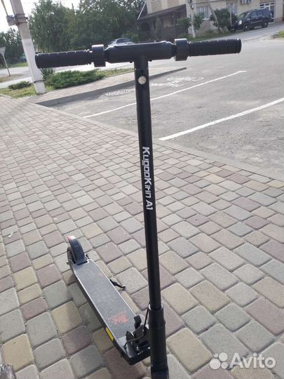 Самокат взрослый электрический новый