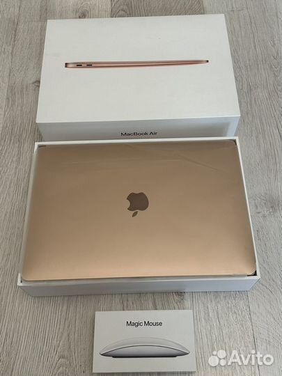 Macbook Air M1 8/256 2020 Silver/Как новый