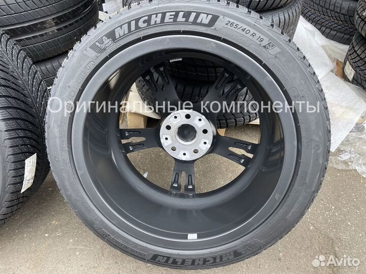 Оригинал. Зимние колеса BMW M5 F90, стиль 705M