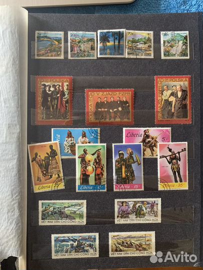 Продажа коллекционного альбома с почтовыми марками