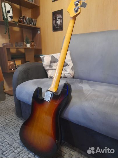 Бас гитара Stagg B300 Jaz bass