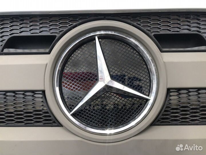 Капот Mercedes-Benz Actros