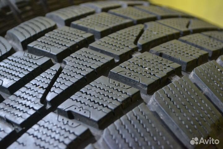 Hankook Winter I'Cept IZ2 205/60 R16