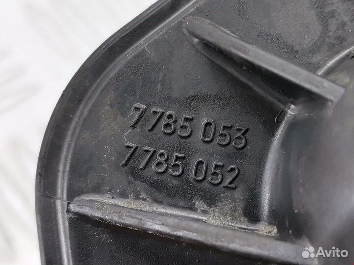 Корпус термостата BMW 5 E60/E61 2004 11517805811