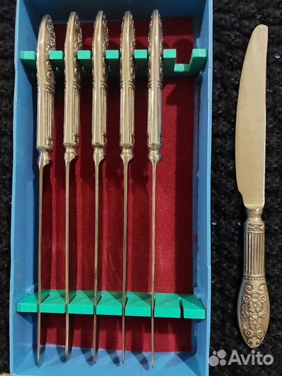 Ножи. Ложки. Вилки. Лопатки для десерта