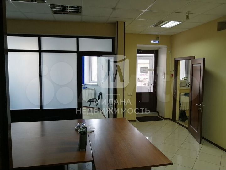 Продам офисное помещение, 327.9 м²