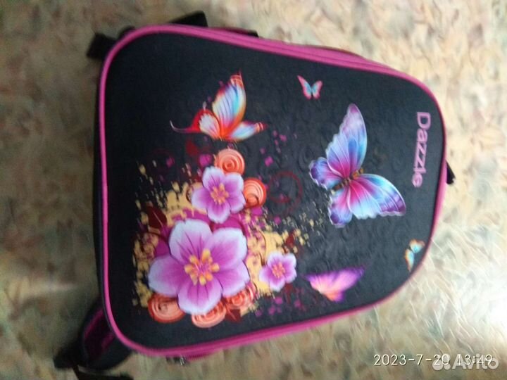 Рюкзак школьный