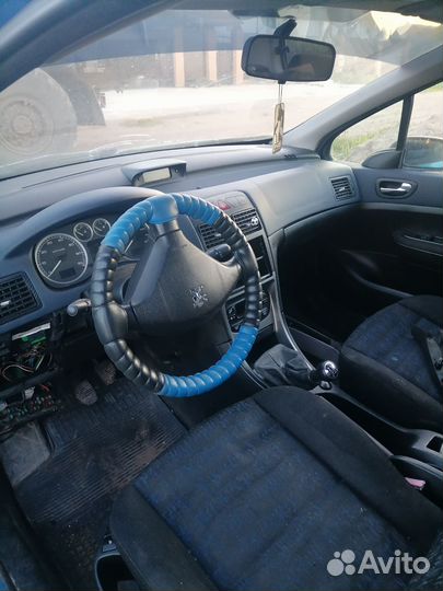 Запчасти на peugeot 307