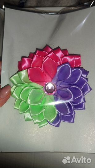 Резинки и заколки для волос