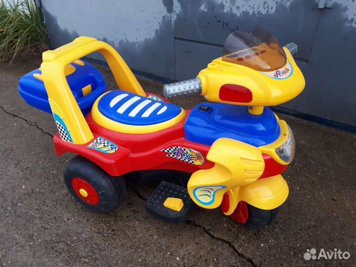 Беговел детский бу