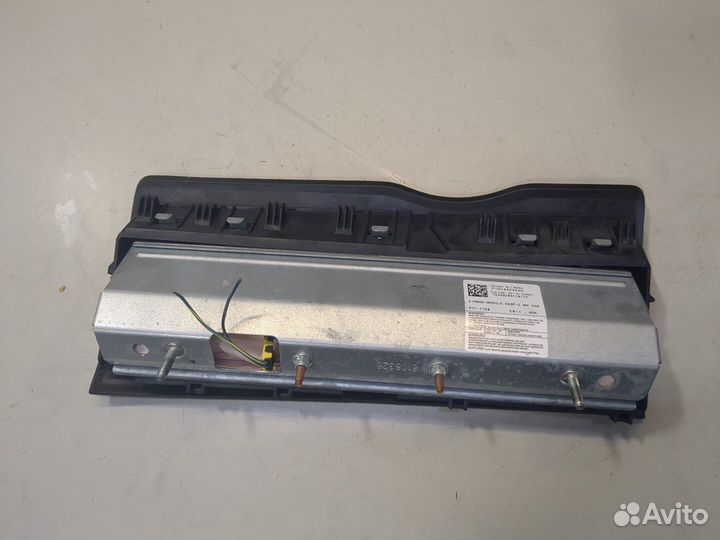 Подушка безопасности коленная Jeep Grand Cherokee