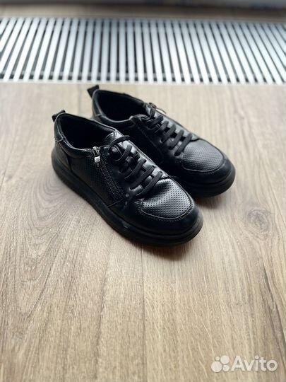 Полуботинки на мальчика 33