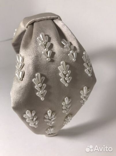 Ободок на голову.Украшение на голову