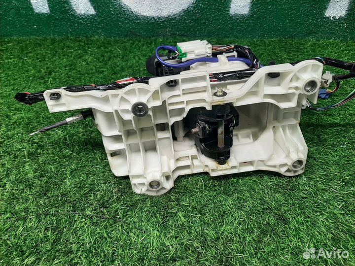 Селектор АКПП на Mitsubishi Lancer x