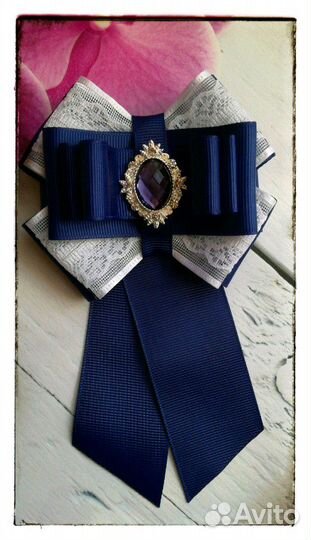 Школьный галстук ручной работы