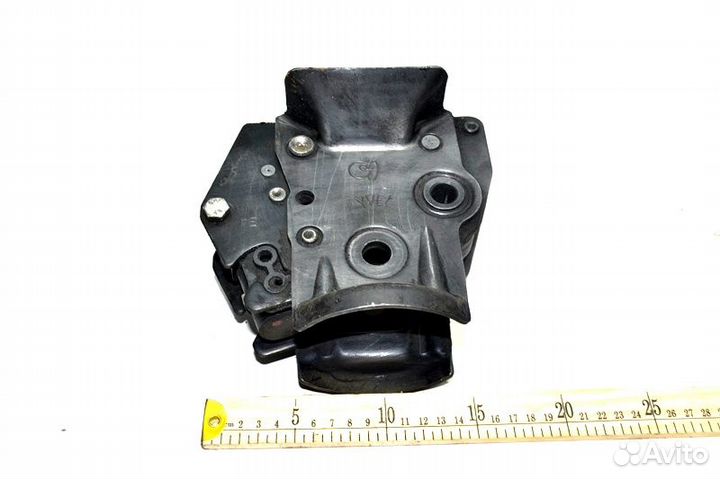 Замок кабины, правый volvo FH (01.12)