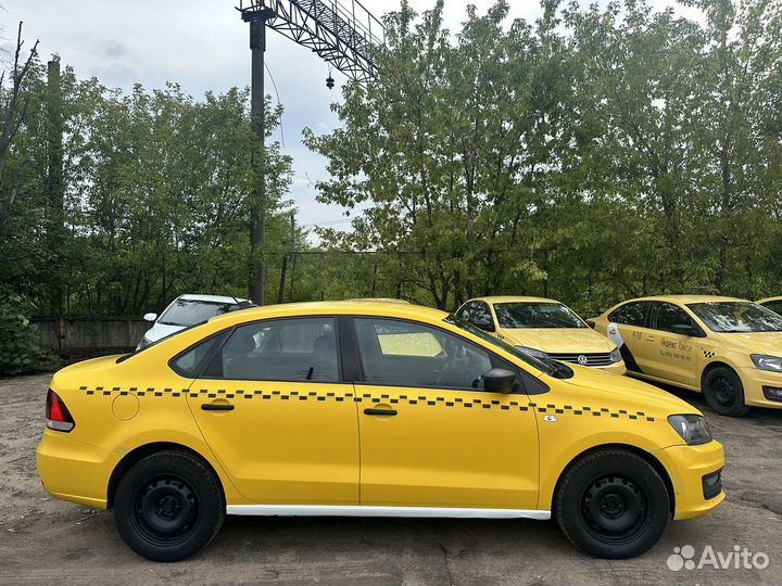 Volkswagen Polo 1.6 AT, 2017, 220 000 км