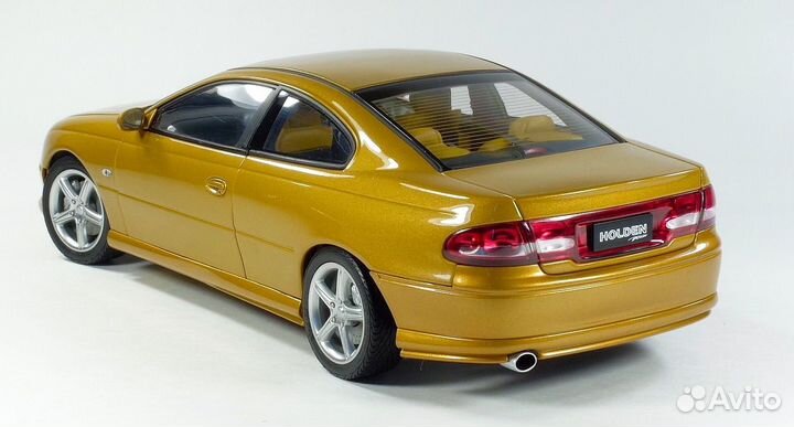 1/18 Holden Coupe Commodore VT 2000 - Autoart