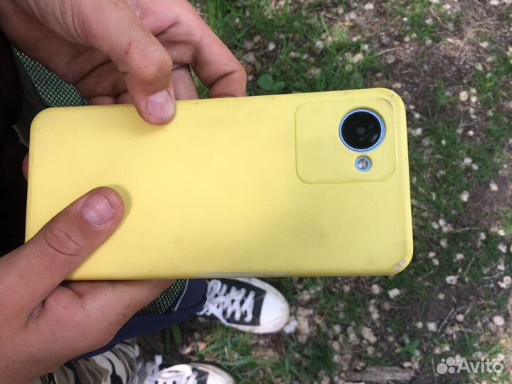 Продаю телефон Realmi c 30