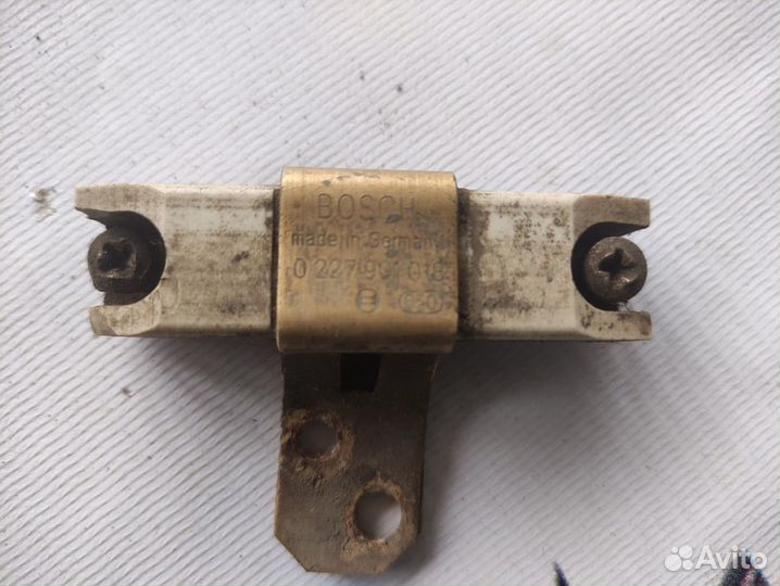 Резистор Mercedes-Benz E-Class W123