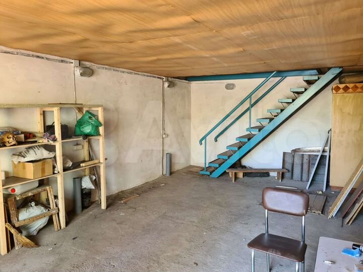 Гараж, > 30 м²