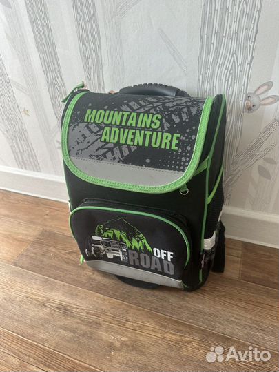 Портфель школьный