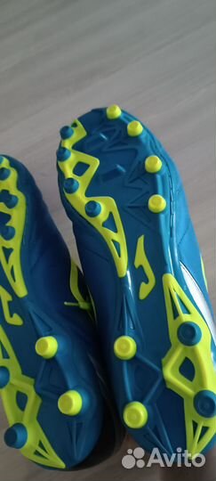 Футбольные бутсы