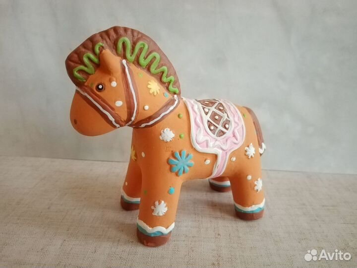 Набор фигурок разнообразных, в т.ч. Фен-Шуй